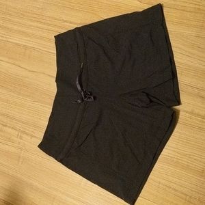 Lululemon shorts size 8